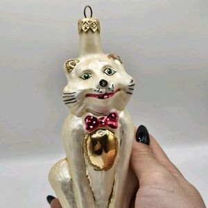 Cream and Gold Cat Ornament